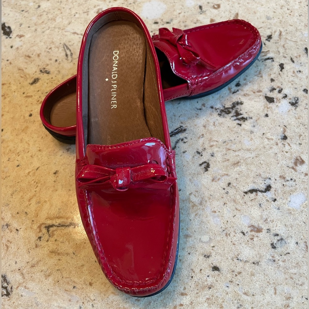 DONALD J PLINER GIVES YOU A RED MULE TO TAKE YOU ANYWHERE YOU NEED TO GO!